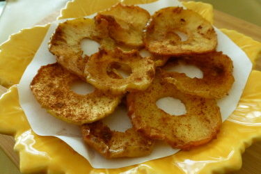 Baked Apple Cinnamon Chips